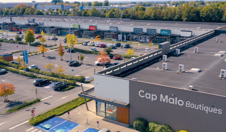 Complexe commercial OUVERT 