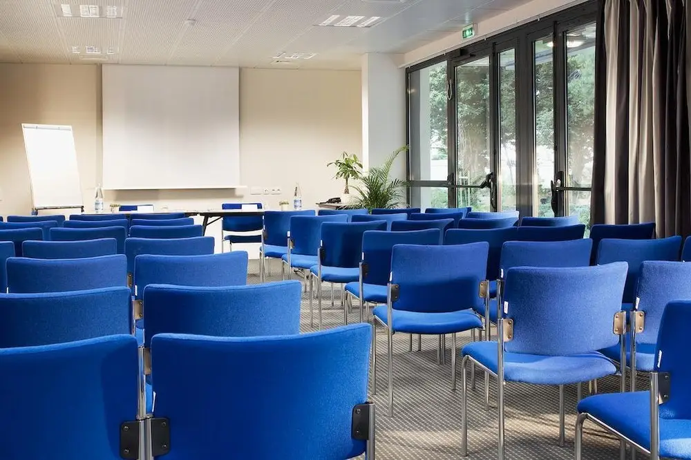 escale-oceania-rennes-cap-malo-salle-seminaire_e-02